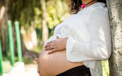 Las embarazadas con Rh negativo tienen síntomas más leves de Covid