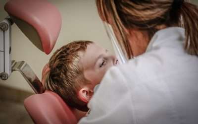 Campaña de revisión dental gratuita para los adolescentes