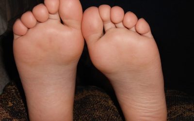 ¿En el embarazo crecen los pies?