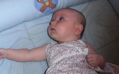 Cómo poner los primeros pendientes a tu bebé