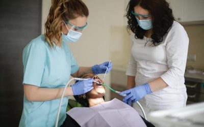 Tratamientos dentales gratis para mayores de 80 años en Madrid