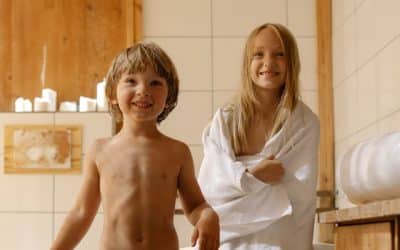 Cómo decorar y adaptar un baño pensado para niños